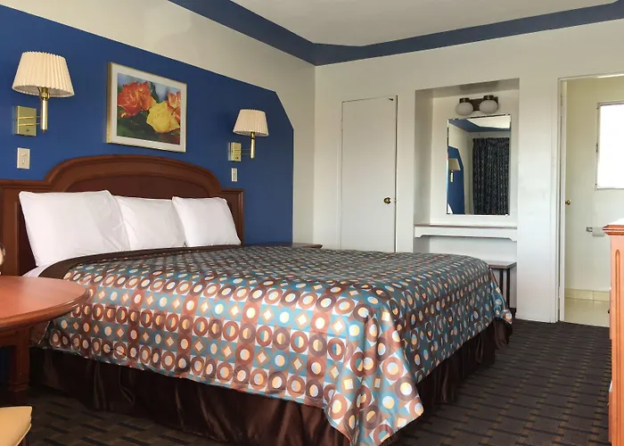 Motel Ramblin Rose