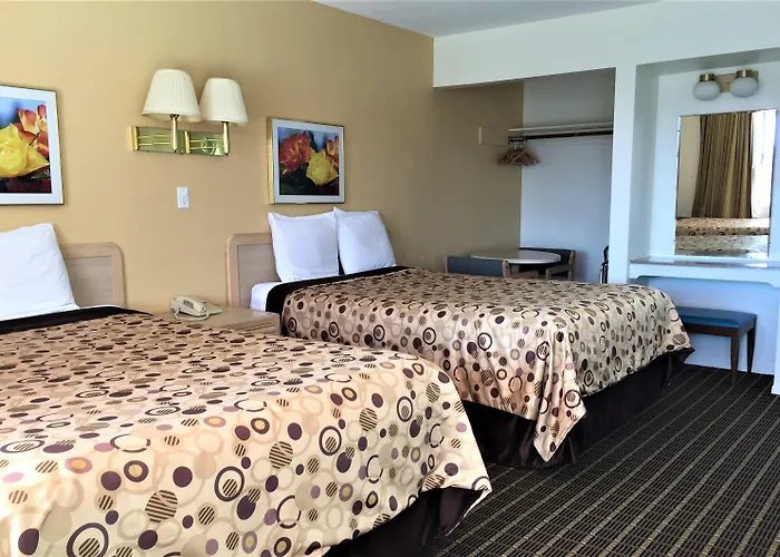 Motel Ramblin Rose