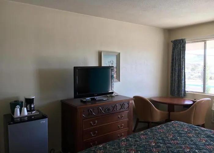 Ramblin Rose Motel *