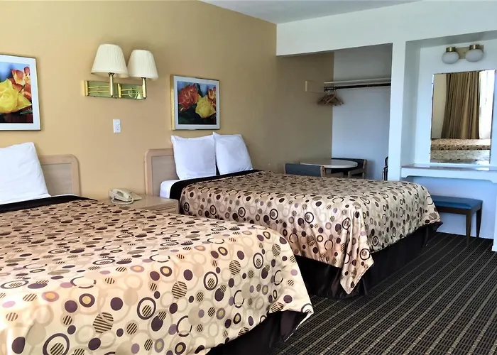 Ramblin Rose Motel *